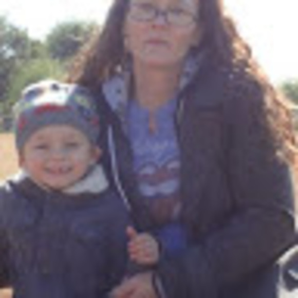 Meet your Posher, Allison - Picture 1 of 1